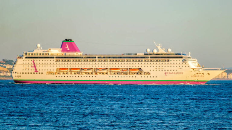 Cruise Ship Extends Bordeaux Stay to Dodge Rough Seas After Illness Outbreak