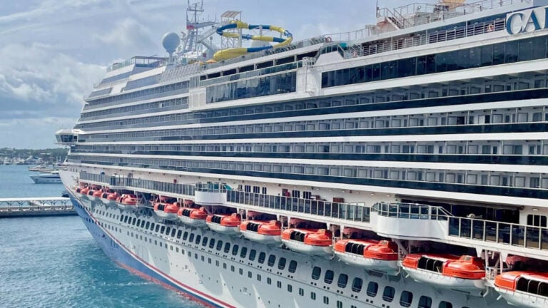 Carnival Cruise Line’s Booking System Will Temporarily Go Dark