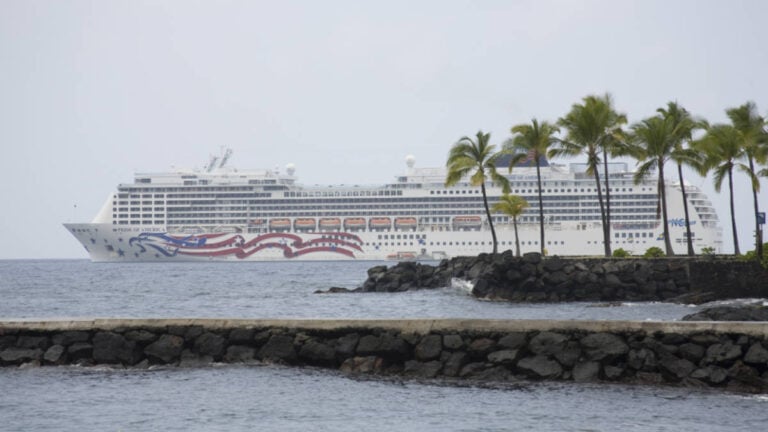 Pride Of America Cruise Ship Rushes to Honolulu to Hunker Down During Storm