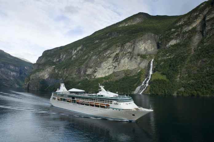 Nor’easter Forces Vision of the Seas to Scrap Canada & New England Cruise