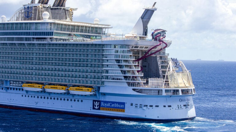 Oasis of the Seas Returns Late, Next Cruise Pushed Back